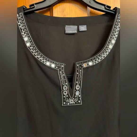 Covington long black two layer blouse, cami snaps into shirt, great condition - Picture 3 of 8